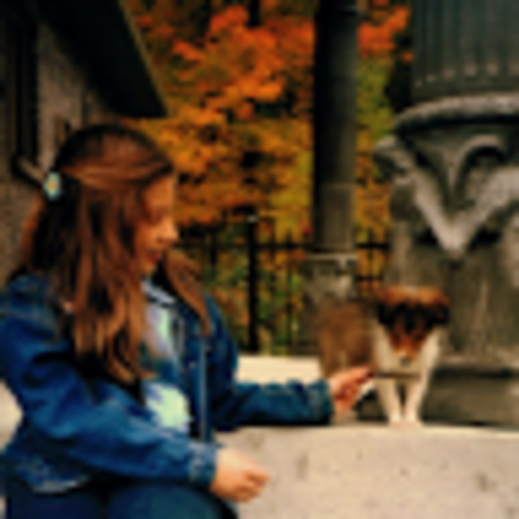 Meet your Posher, Emanuelle - Picture 1 of 1